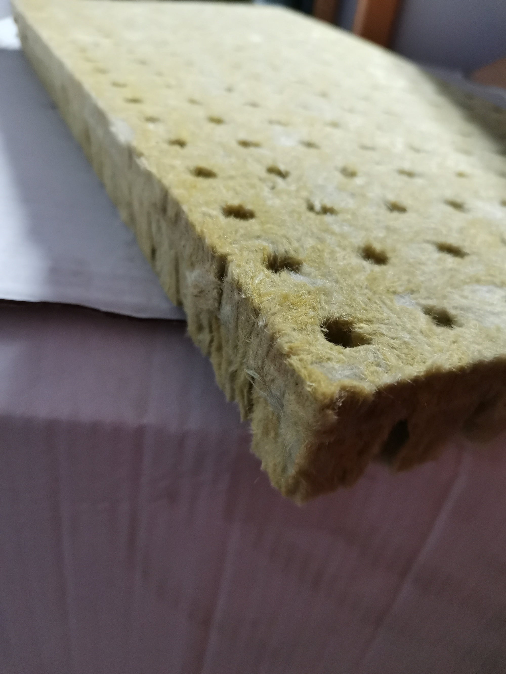 Grodan pluggbrett med 98 stk  36x36mm såplugger